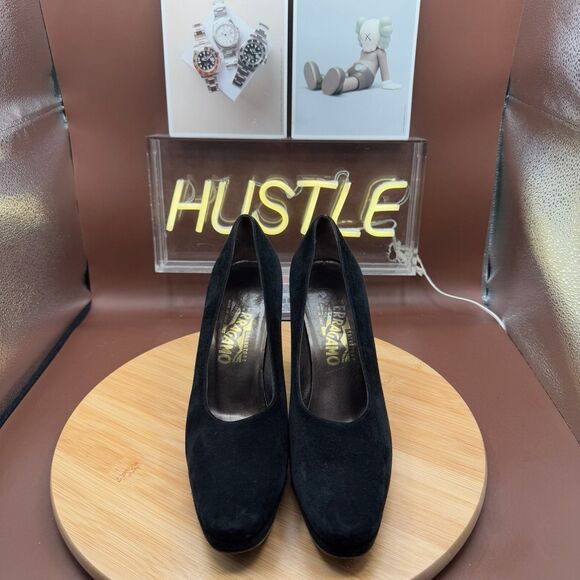 Salvatore Ferragamo Black Suede Platform Block Heel Pumps Size 9 AA - Picture 3 of 11